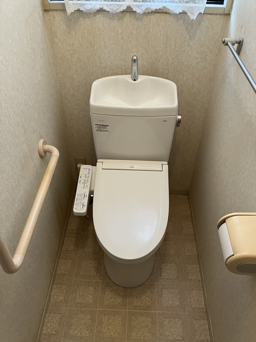 岡山県笠岡市・M様邸｜ ダイワハウス住宅のトイレをTOTOピュアレストQR＋ウォシュレットSBでリフォーム！