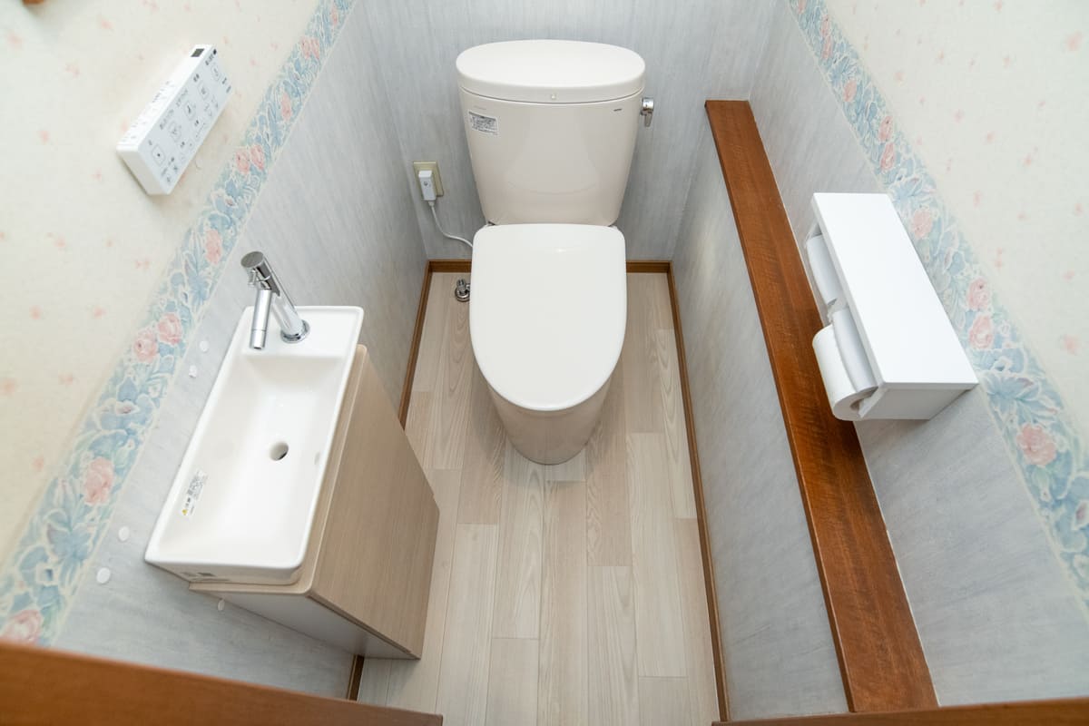 広島県福山市K様邸｜TOTO ピュアレストEXで明るいトイレ空間にリフォーム！